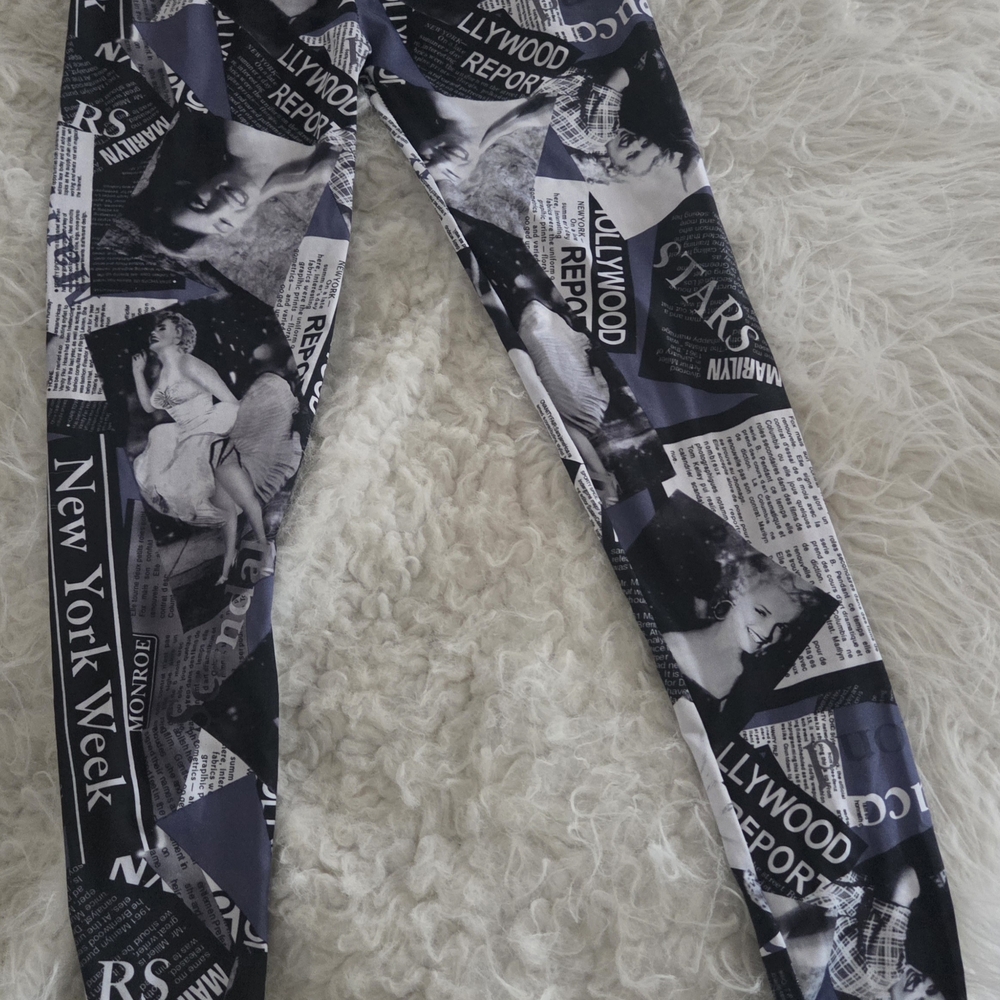 Marilyn Monroe Black and White Graphic Print Leggings